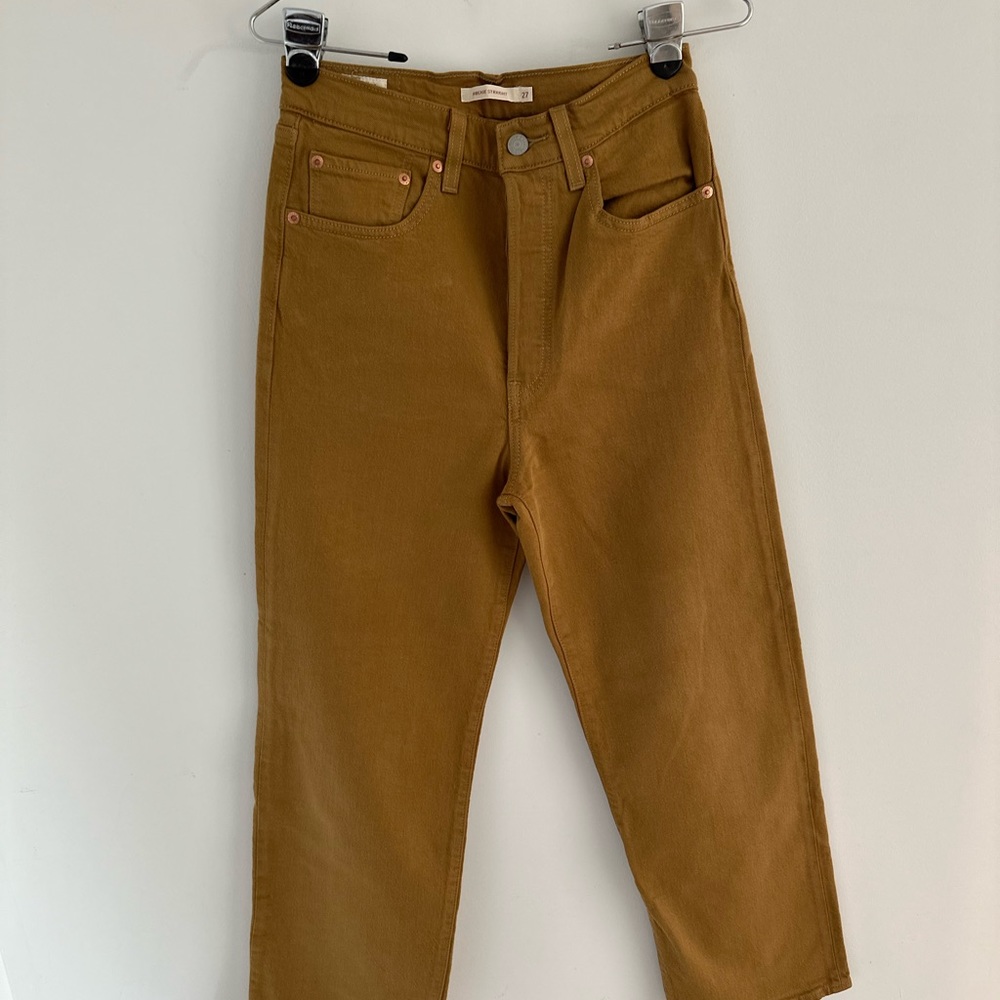 Rib cage straight Levi’s jean size 27